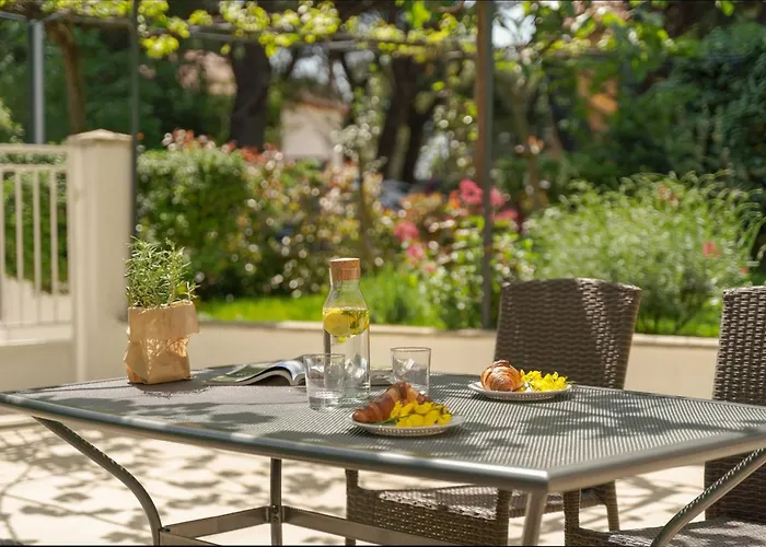 Apartman Summer Sea View Near Póla