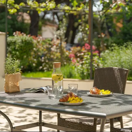 Апартаменты Summer Sea View Near Пула